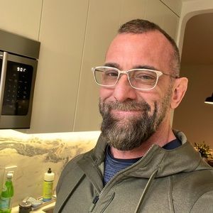 Meet your Posher, Donald